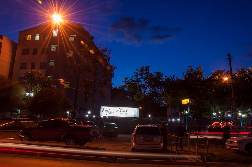 Blue Hut Hotel ナイロビ エクステリア 写真